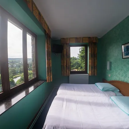 Hotel Les Genets 3*